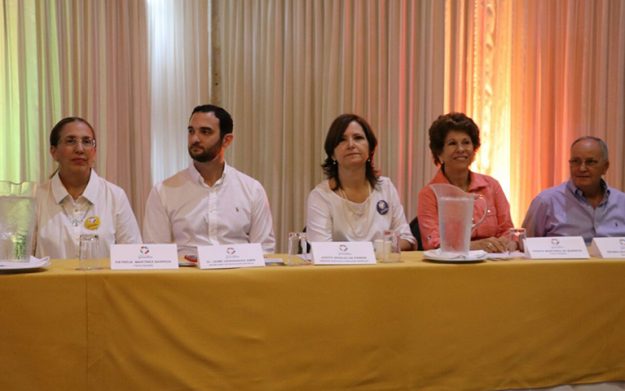 Patricia Martínez Barrios, Jaime Hernández Amín, Judith Araújo de Paniza, Pince Martínez, Regino Navarro Ribera.
