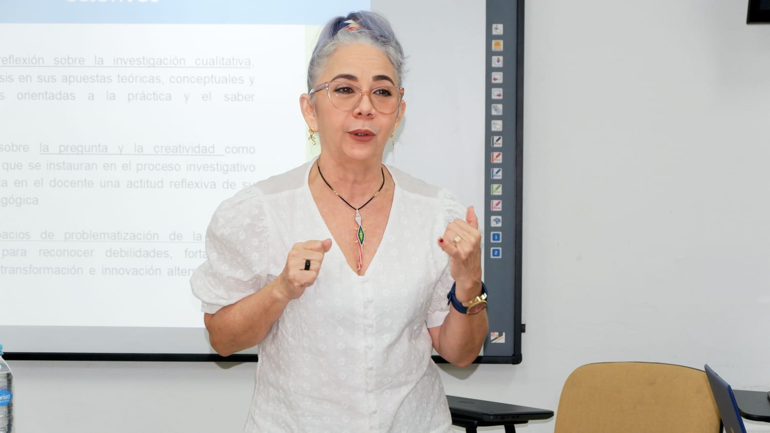 Formación a través de becas para maestrías y doctorados para docentes ...